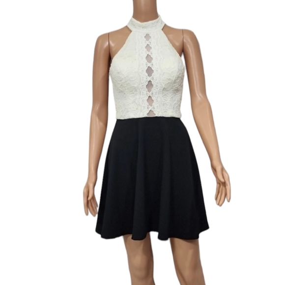 B. Darlin Womens Black/Ivory Halter Neck Fit & Flare Mini Dress Juniors Size 1/2 - Picture 1 of 12
